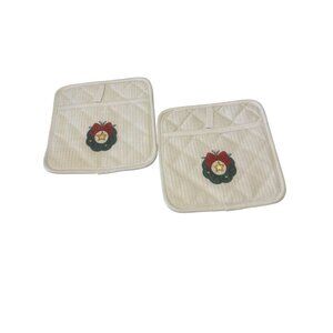 Christmas White Wreath Pot Holders